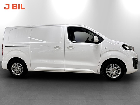 Peugeot e-Expert 2 of 17