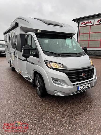 Adria MATRIX M 670SL Supreme Långbädd 2 of 10
