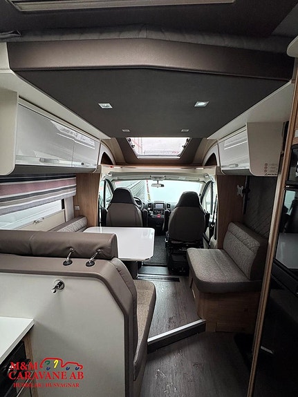 Adria MATRIX M 670SL Supreme Långbädd 5 of 10