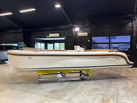 Carisma 575 Classic 2027 4 of 12