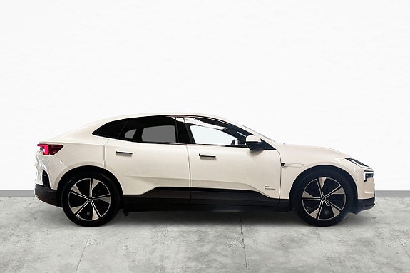 Polestar 4 4 of 26