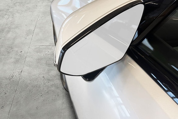 Polestar 4 17 of 26