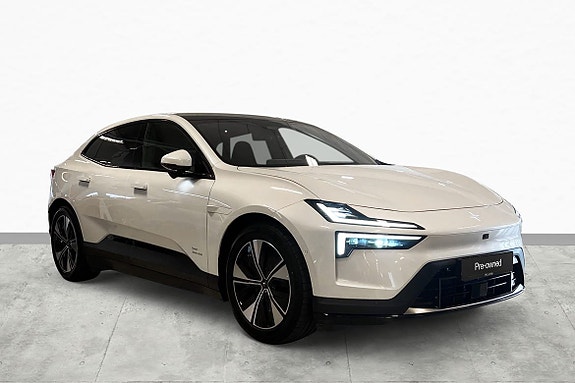 Polestar 4 10 of 26