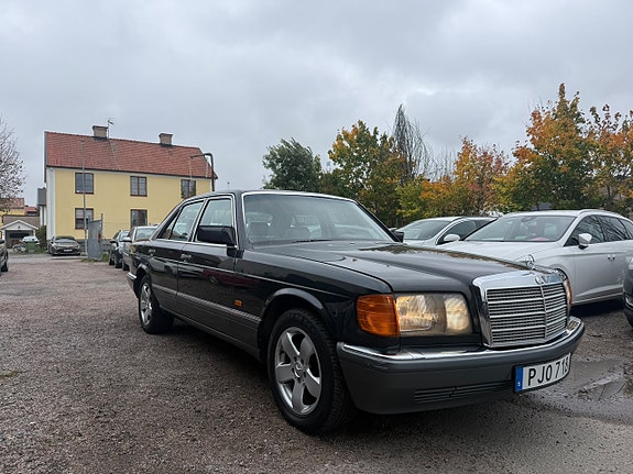 Mercedes-Benz S560 e 3 of 14