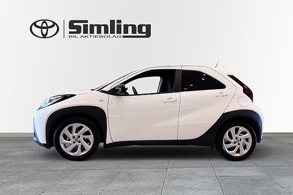 Toyota Aygo X 4 of 11