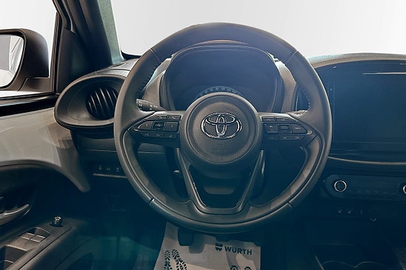Toyota Aygo X 10 of 11