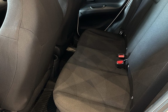 Toyota Aygo X 8 of 11