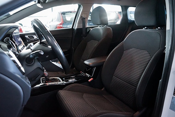 Kia Ceed 25 of 28