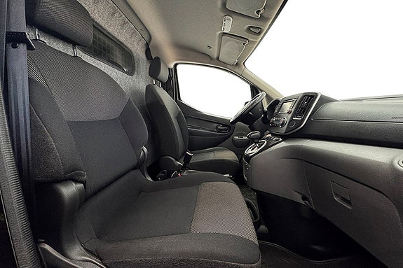 Nissan e-NV200 18 of 30