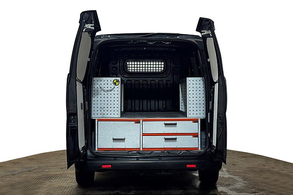 Nissan e-NV200 9 of 30
