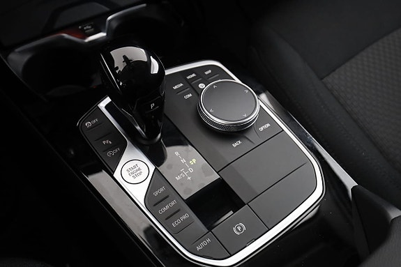 BMW 120i 27 of 30