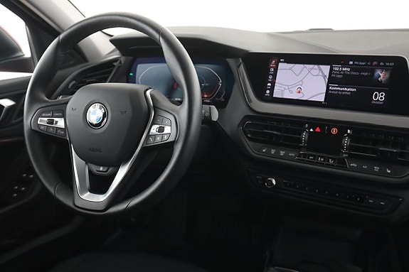 BMW 120i 14 of 30
