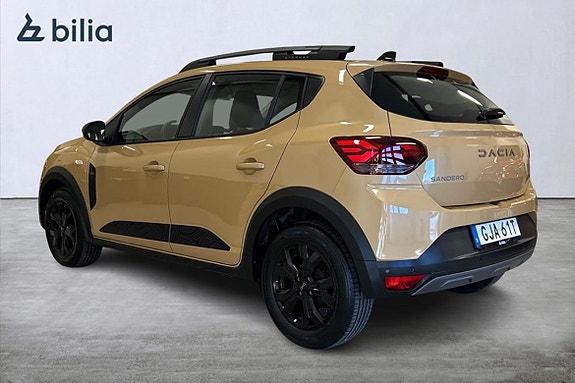 Dacia Sandero Stepway 2 of 16
