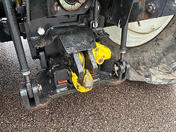 New Holland T 6.140 EC 11 of 17
