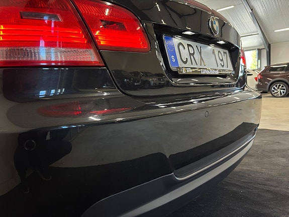 BMW 320i 26 of 26