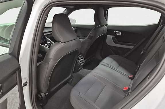 Polestar 2 12 of 15