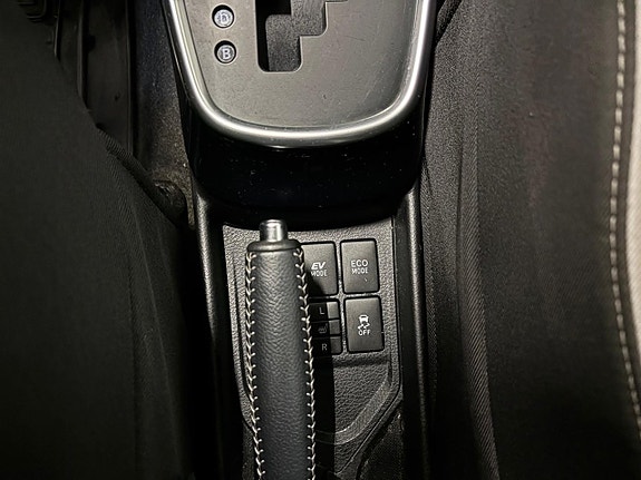 Toyota Yaris 22 of 27
