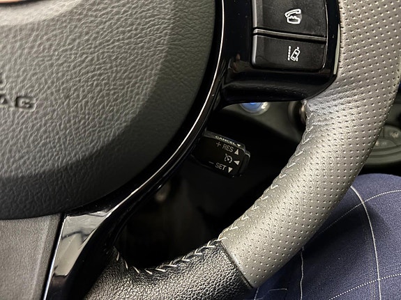Toyota Yaris 26 of 27