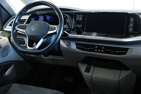 Volkswagen Multivan 8 of 27