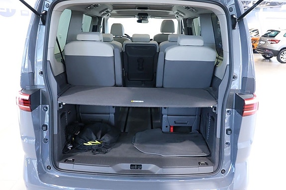 Volkswagen Multivan 20 of 27