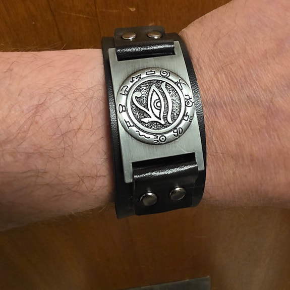 Product image 1 of 2