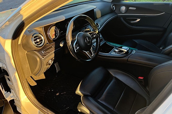 Mercedes-Benz E 220 d 9 of 14