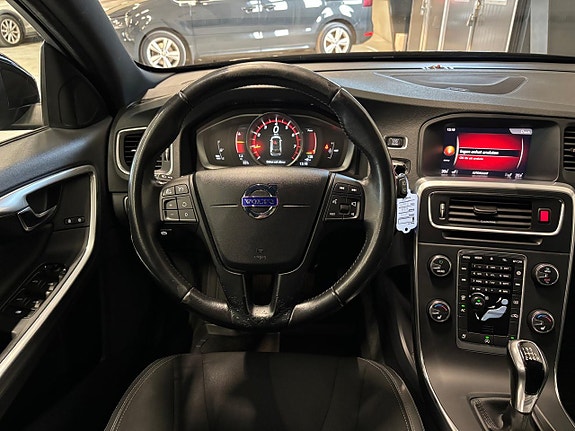Volvo V60 10 of 28