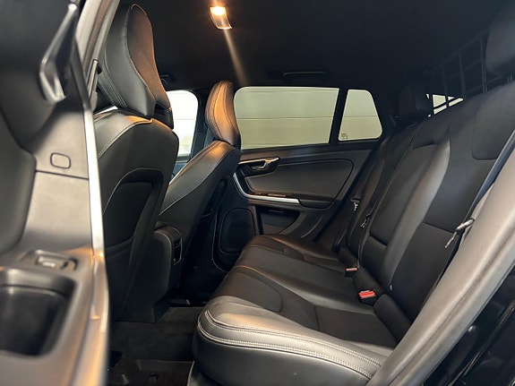 Volvo V60 20 of 28
