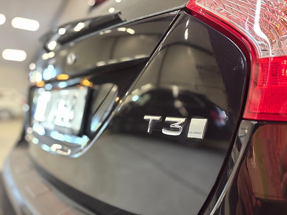 Volvo V60 28 of 28