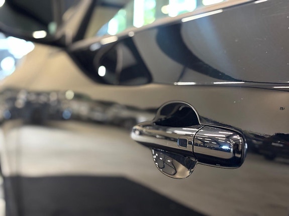 Volvo V60 26 of 28