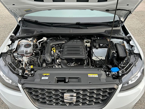Seat Arona 17 of 18