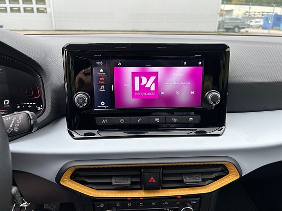 Seat Arona 18 of 18