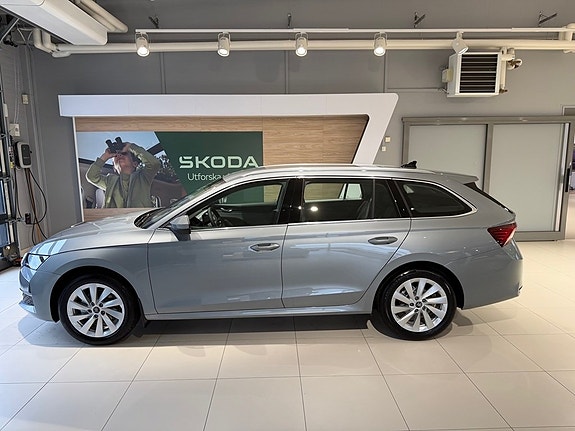 Skoda Octavia 10 of 15