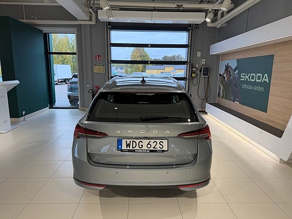 Skoda Octavia 4 of 15
