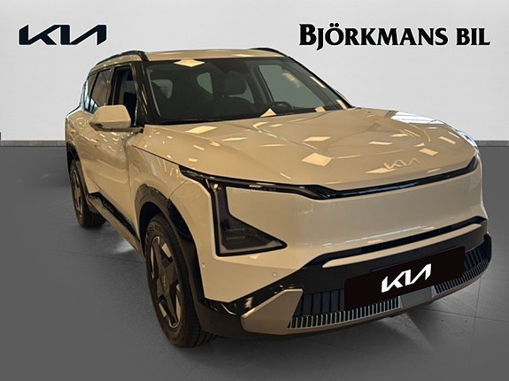 Kia EV5 3 of 29