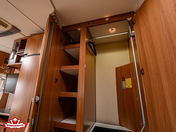KABE ROYAL 520 XL KS *ALDE *Dubbelbädd 15 of 19