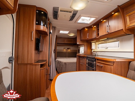 KABE ROYAL 520 XL KS *ALDE *Dubbelbädd 3 of 19