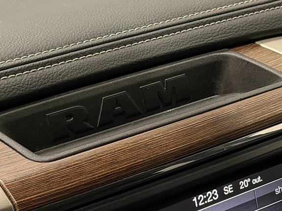 Dodge RAM 1500 28 of 30
