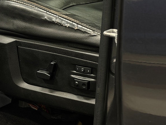 Dodge RAM 1500 18 of 30