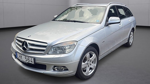 Mercedes-Benz C 230