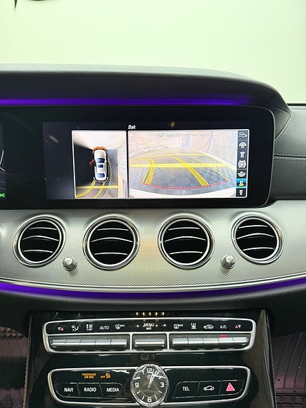 Mercedes-Benz E 220 d 14 of 16