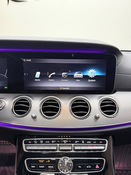 Mercedes-Benz E 220 d 12 of 16