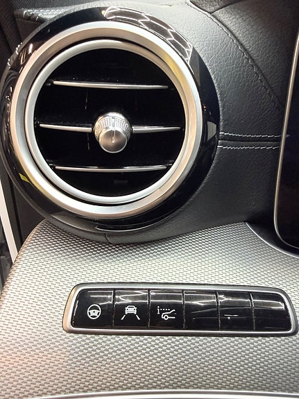 Mercedes-Benz E 220 d 15 of 16