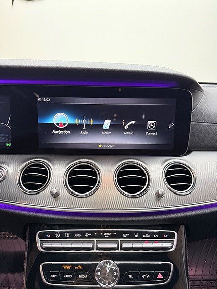Mercedes-Benz E 220 d 11 of 16