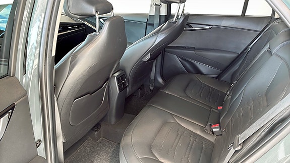 Kia Niro 9 of 12