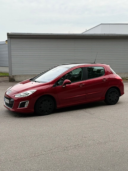 Peugeot 308 5 of 11
