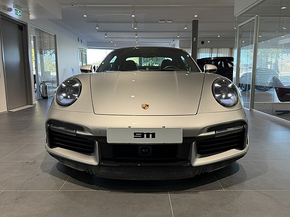 Porsche 911 Turbo S 7 of 21
