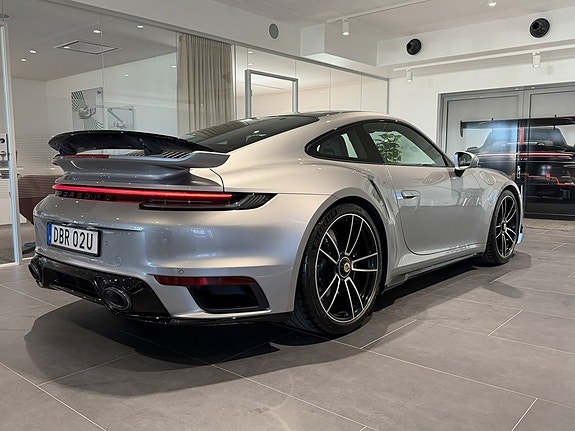 Porsche 911 Turbo S 9 of 21