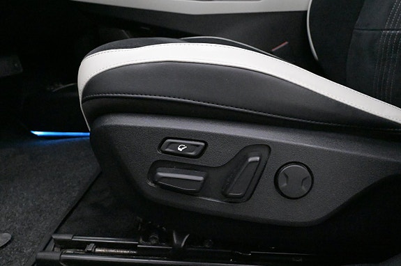 Kia EV6 14 of 27