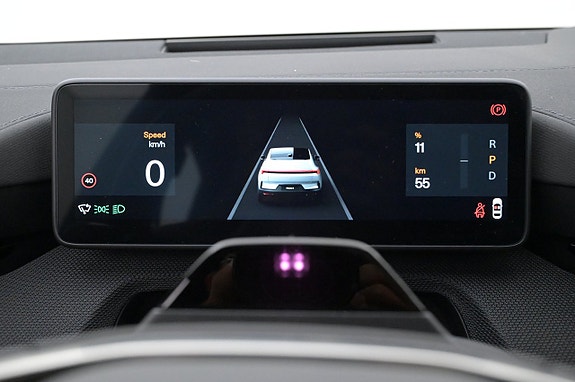 Polestar 4 8 of 27